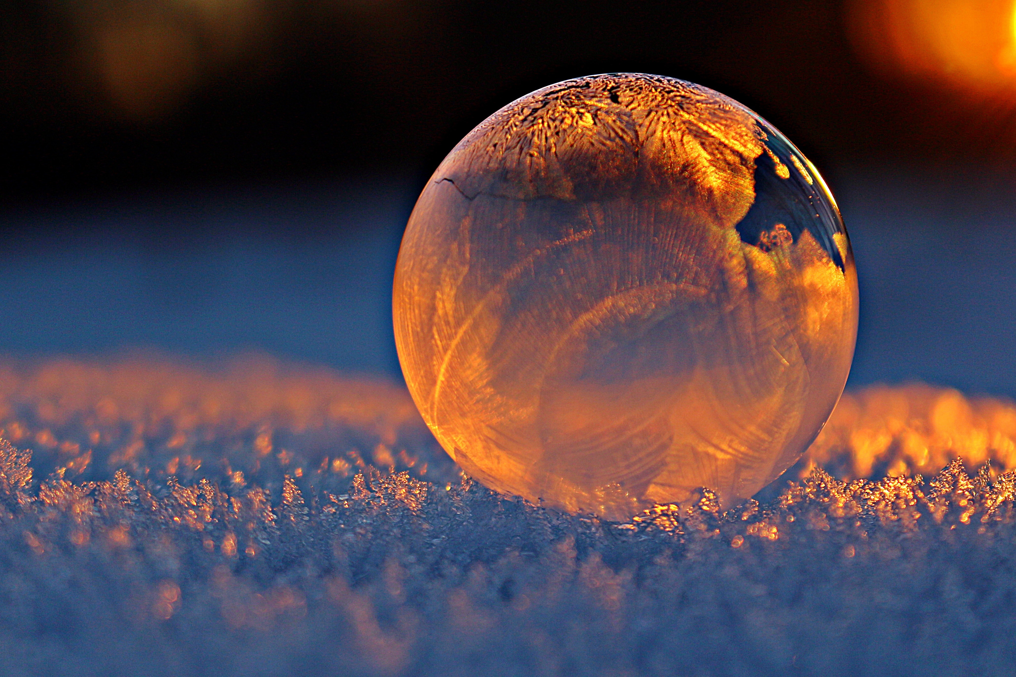 ball-ball-shaped-blur-302743
